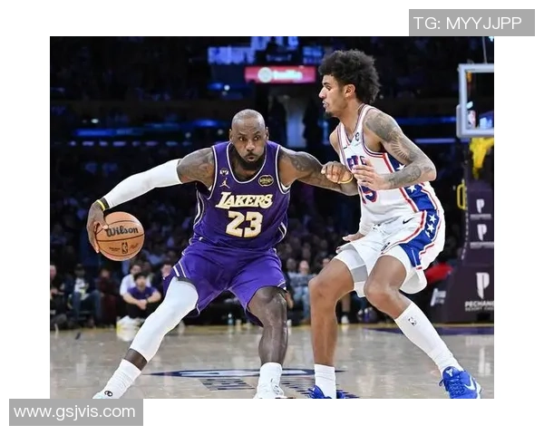 湖人有多强？关键时刻多项数据联盟榜首 詹姆斯看穿76人战术引热议